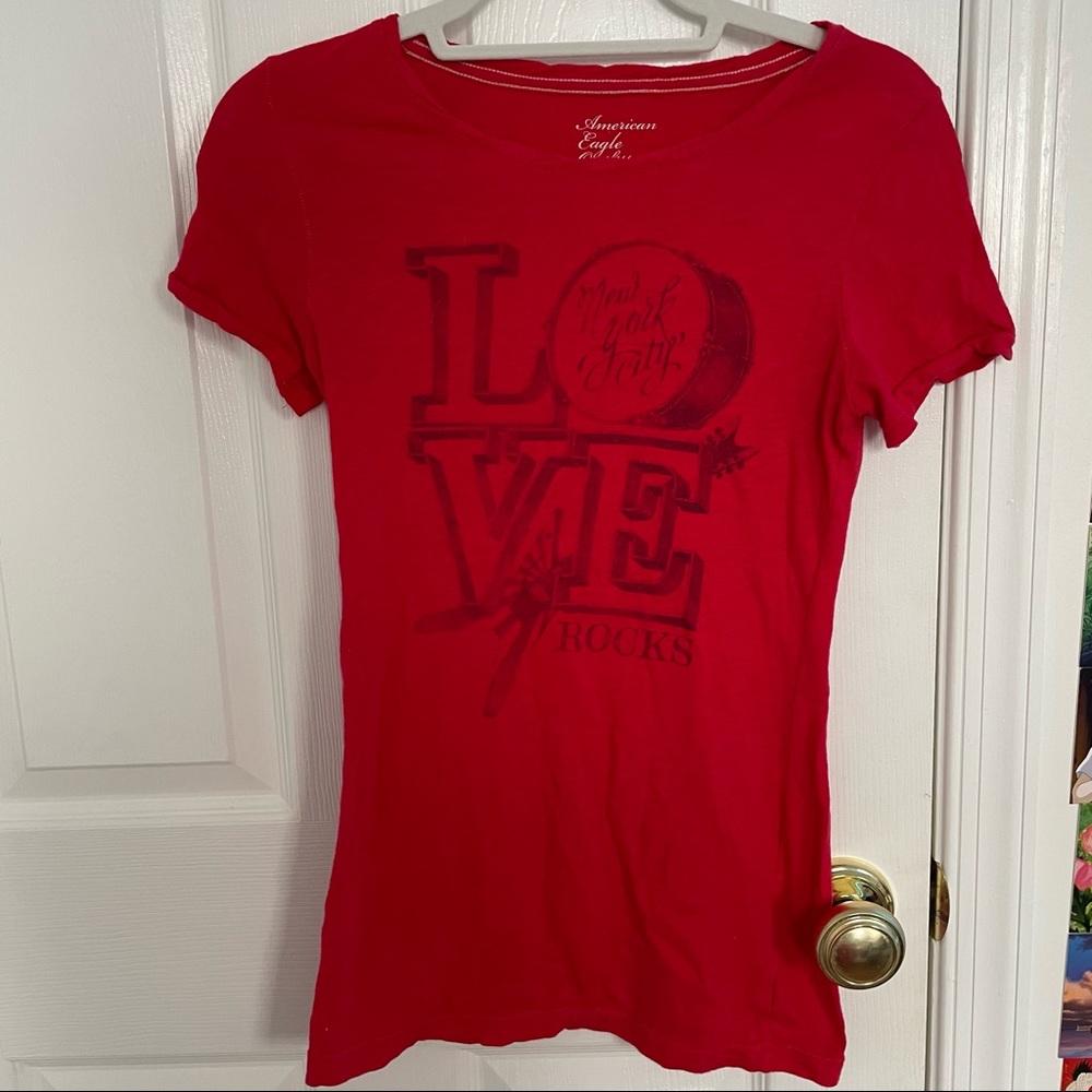 American Eagle Love New York City Graphic T Shirt